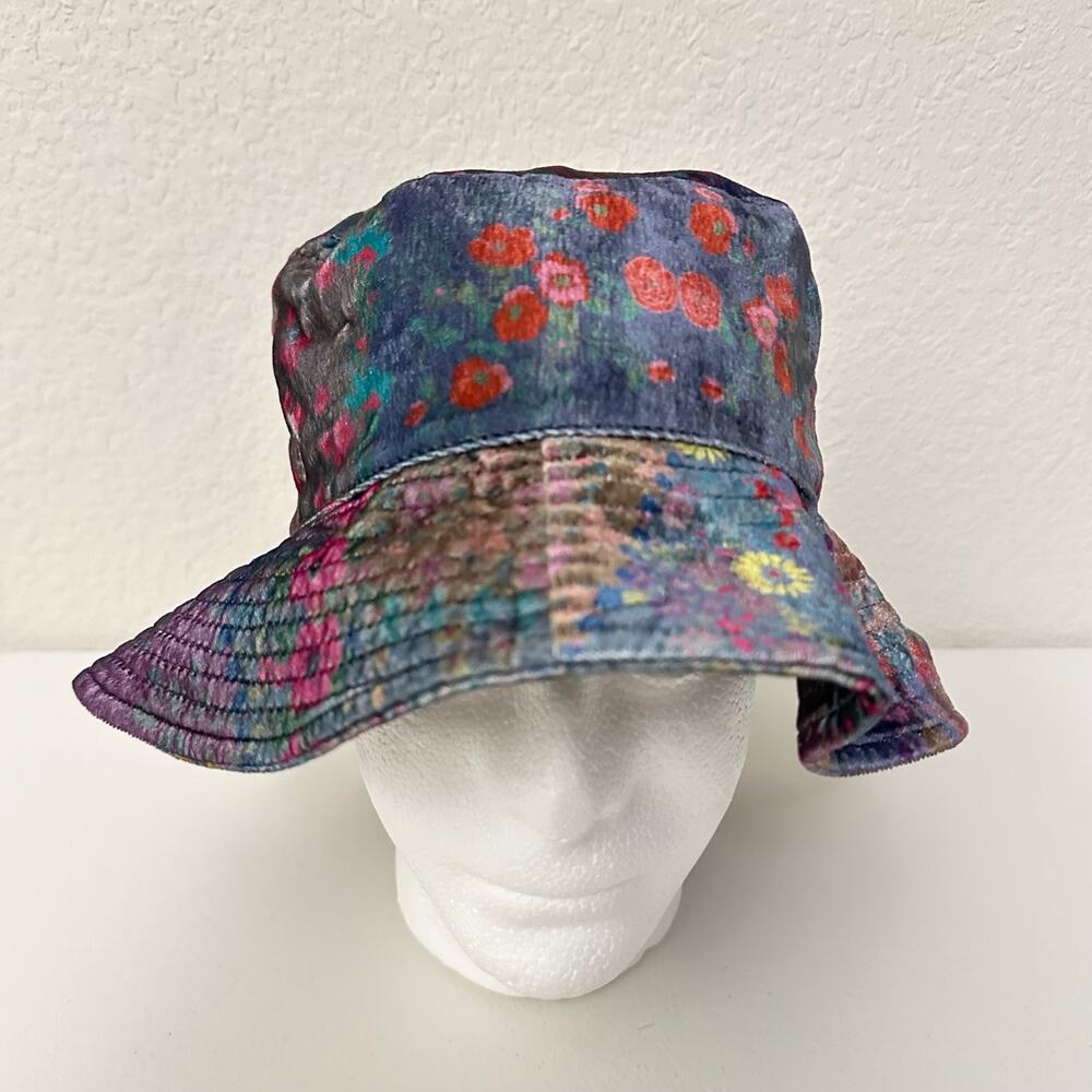 NATURAL LIFE Bucket Hat Womens Multicolor Velvet Sherpa Lined Artsy Boho Hippie